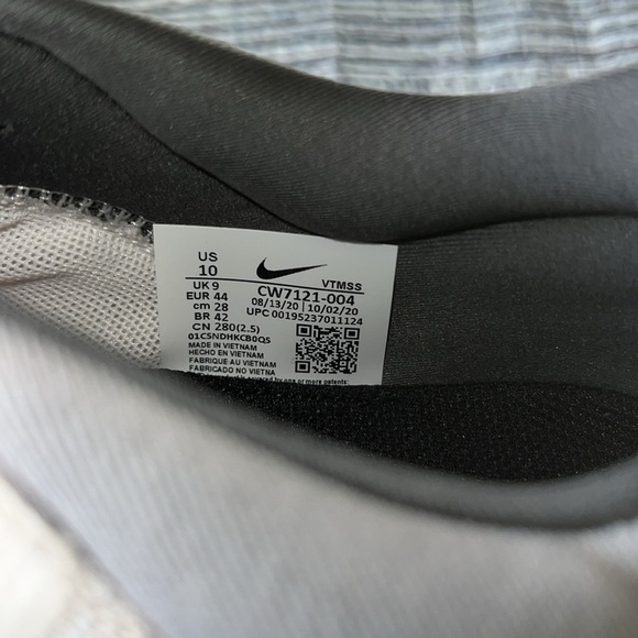 Nike Men's React Miller 2 Platinum Tint/Dynamic
Turquoise-White Size 10 NWOT - Picture 10 of 11